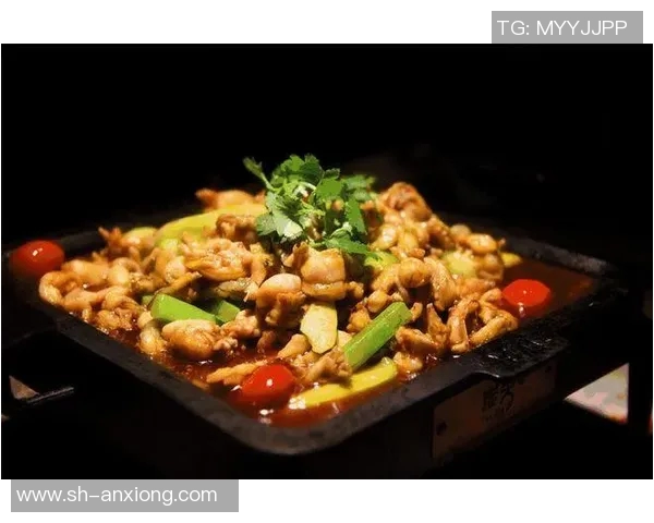 足球明星挑战中国泡面美味瞬间引发网友热议视频曝光